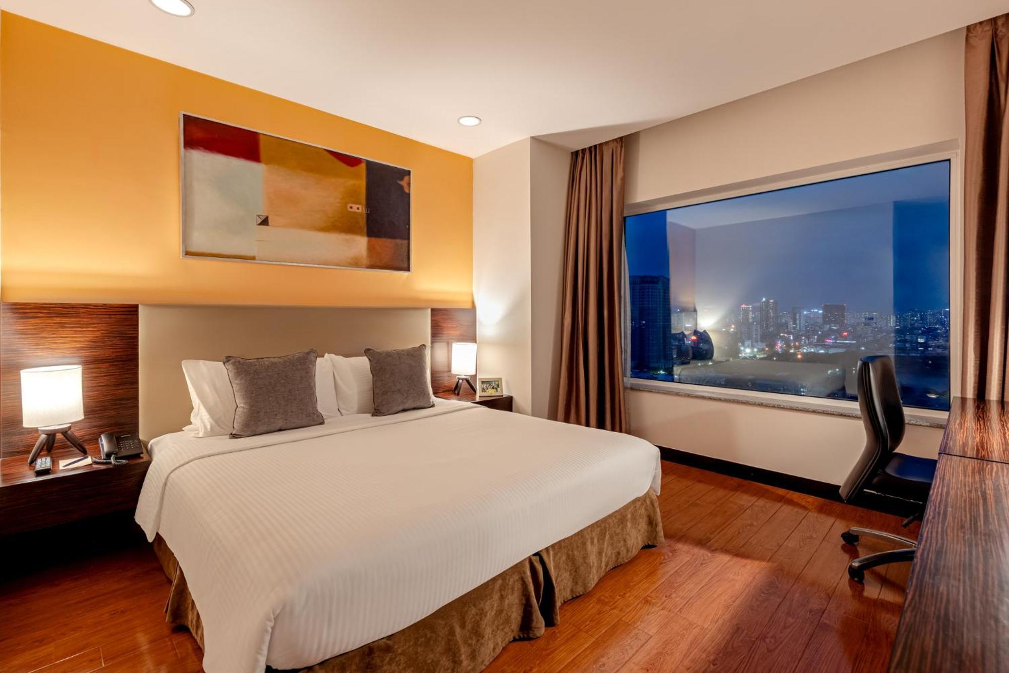 Somerset Hoa Binh Hanoi Exterior photo