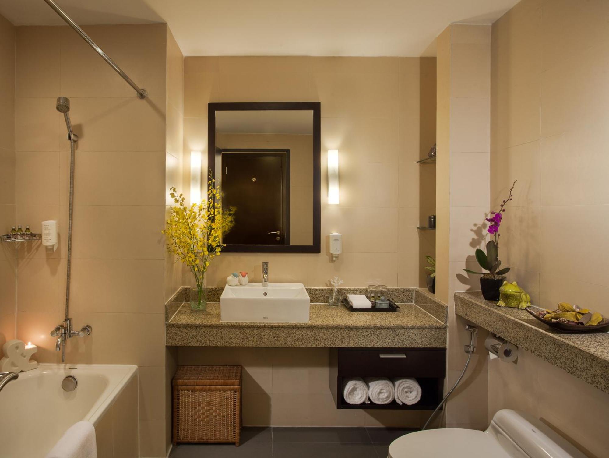 Somerset Hoa Binh Hanoi Exterior photo